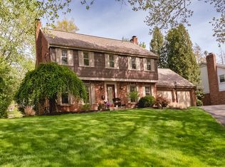 112 Algonquin Rd, Pittsburgh, PA 15241