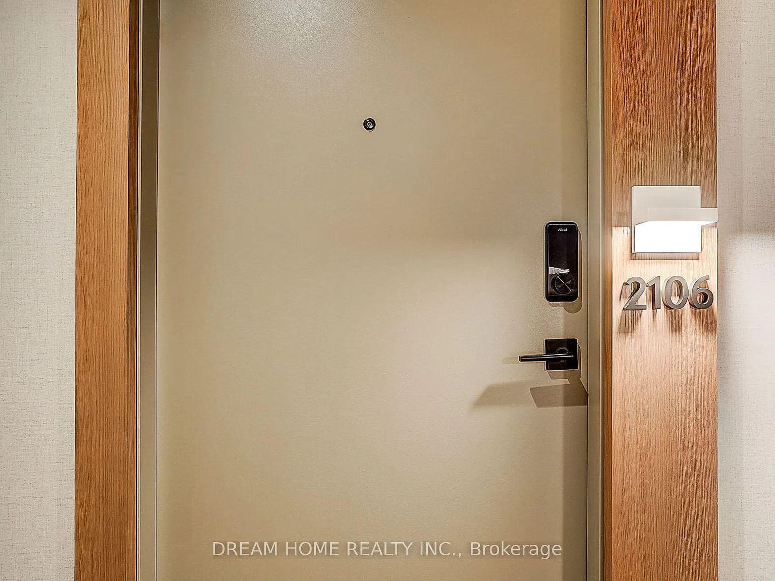 1 bed, $2,000 — Photo 2