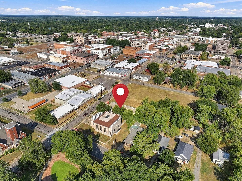 1st image of 339 W Kaufman St
