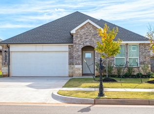 8416 NW 61st St, Oklahoma City, OK 73132