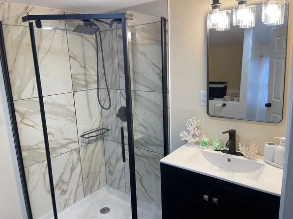 S Cold Brook Rd, Saratoga Springs, NY 12866