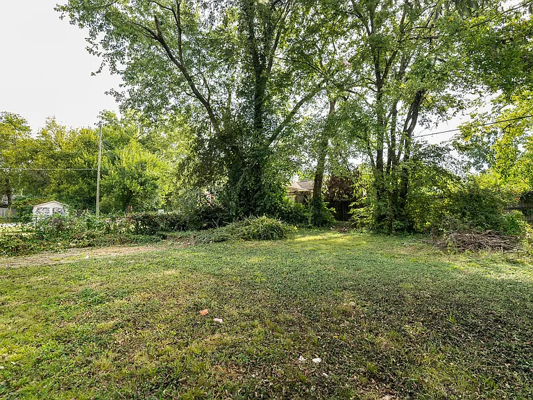 2206 Keith Ave — Photo 15