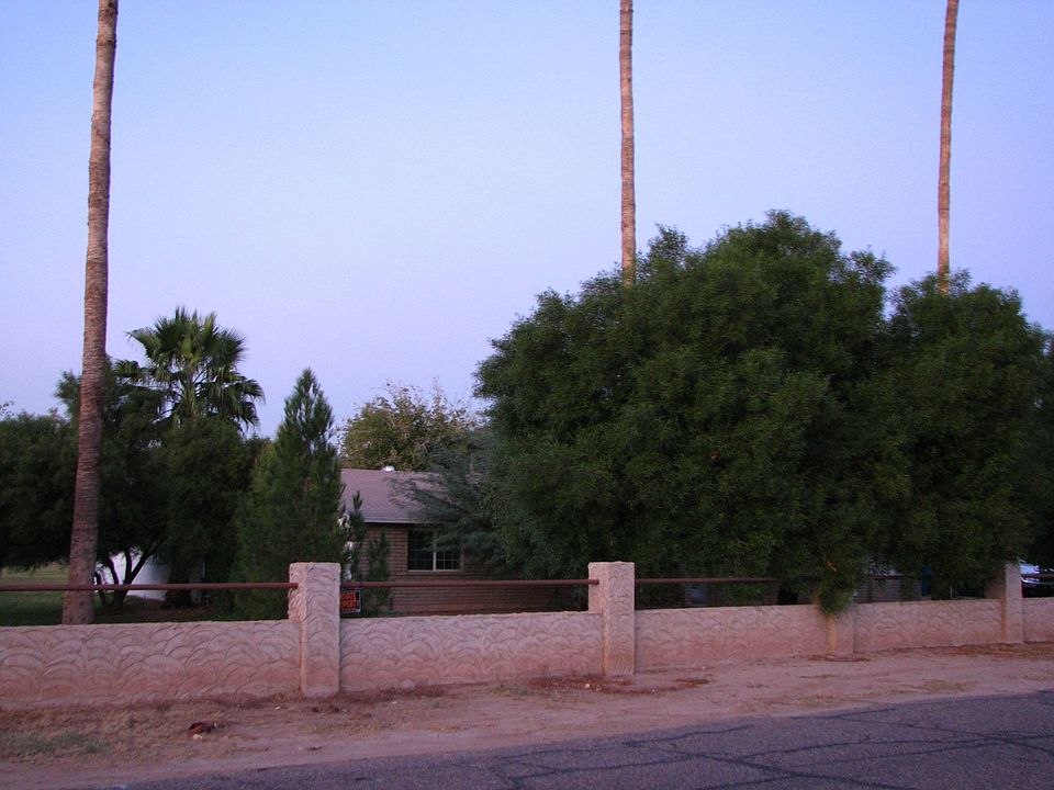 house front from street