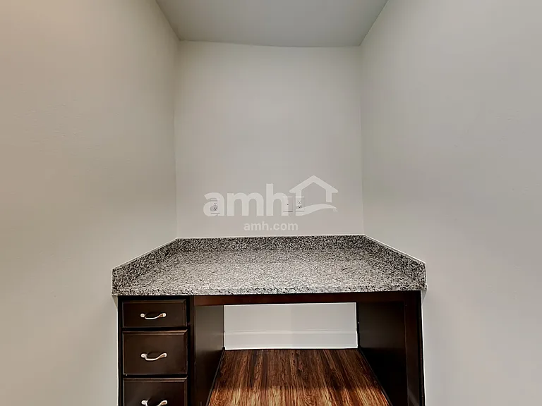 5921 Hampton Creek Rd — Photo 10