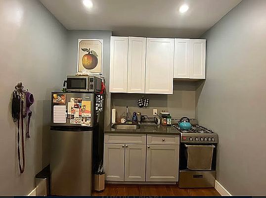 2nd image of 135 Rogers Ave #2A