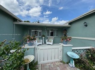 7749 Harbour Blvd, Miramar, FL 33023