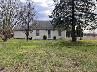 5061 Walsh Dr, Brighton, MI 48114