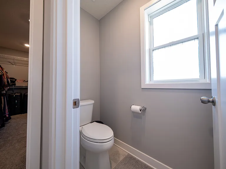 8380 Abercrombie Ln — Photo 21