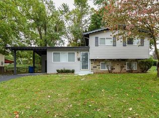 5 Trinity Ln, Florissant, MO 63031