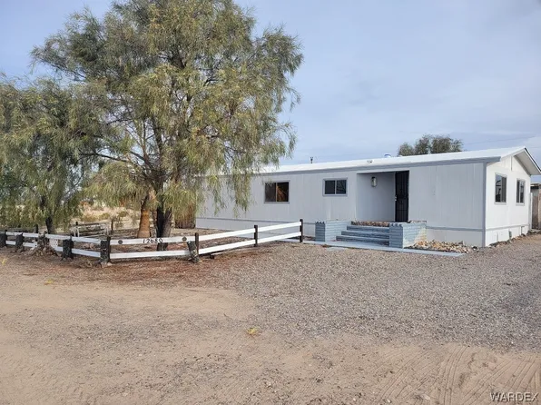 12680 S Cortaro Dr, Topock, AZ 86436