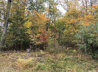 27 Jacoby Run Rd, Mount Bethel, PA 18343