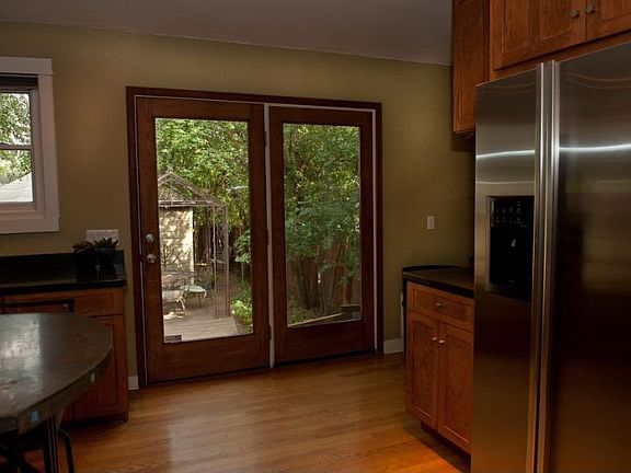 Fab appl - entrance to rear 