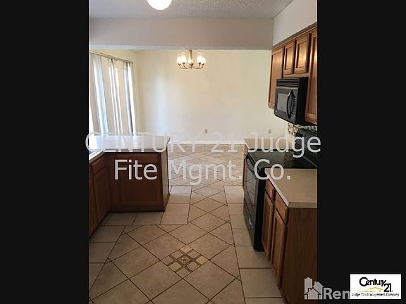 5th image of 2418 Bentley Dr