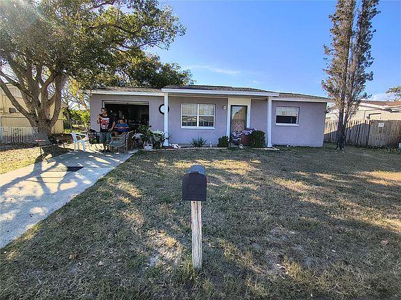 5th image of 9637 Marlinton Ln