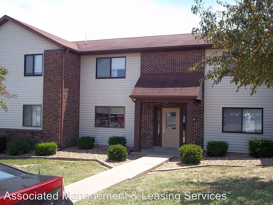 1st image of 16-7 Woodland Oaks Dr