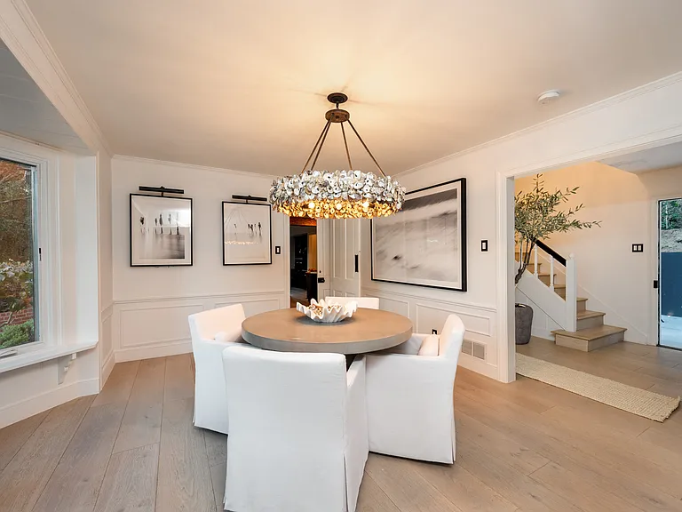 3100 Coldwater Canyon Ave — Photo 17