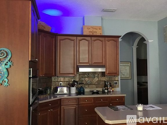 2nd image of 556 Battersea Dr