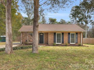 9715 Starwood Dr, Charlotte, NC 28215