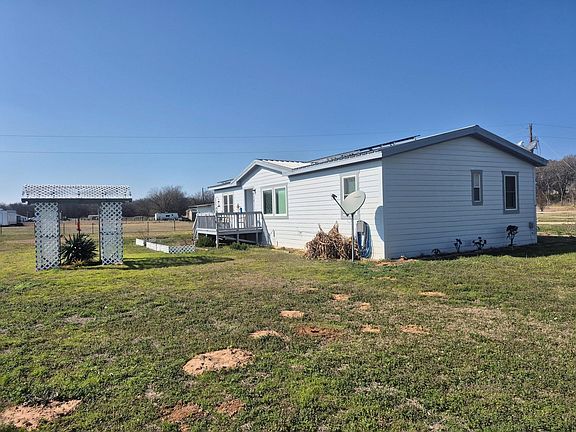 4th image of 438 Silver River Rd