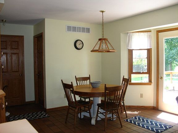 4th image of 240 Northview Ave
