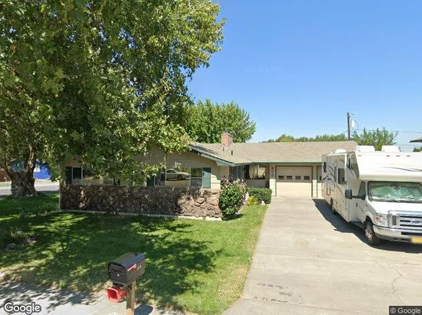 370 W Moore Ave, Hermiston, OR 97838