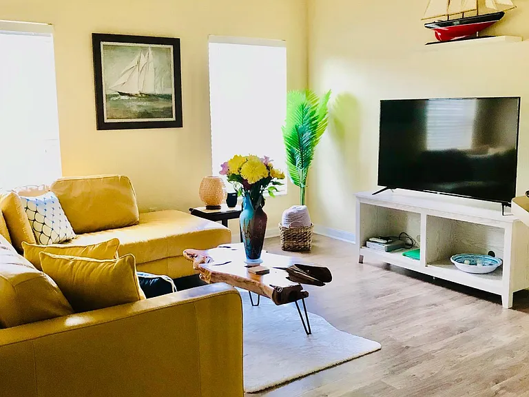 600 Mirabella Cir #STAY SALTY — Photo 5