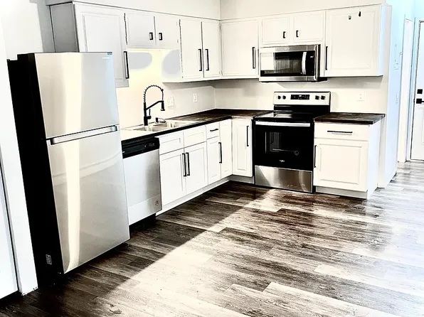 3312 Milwaukee St APT 4, Madison, WI 53714