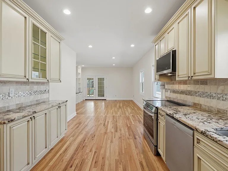 26 Hillside Ave #A — Photo 10