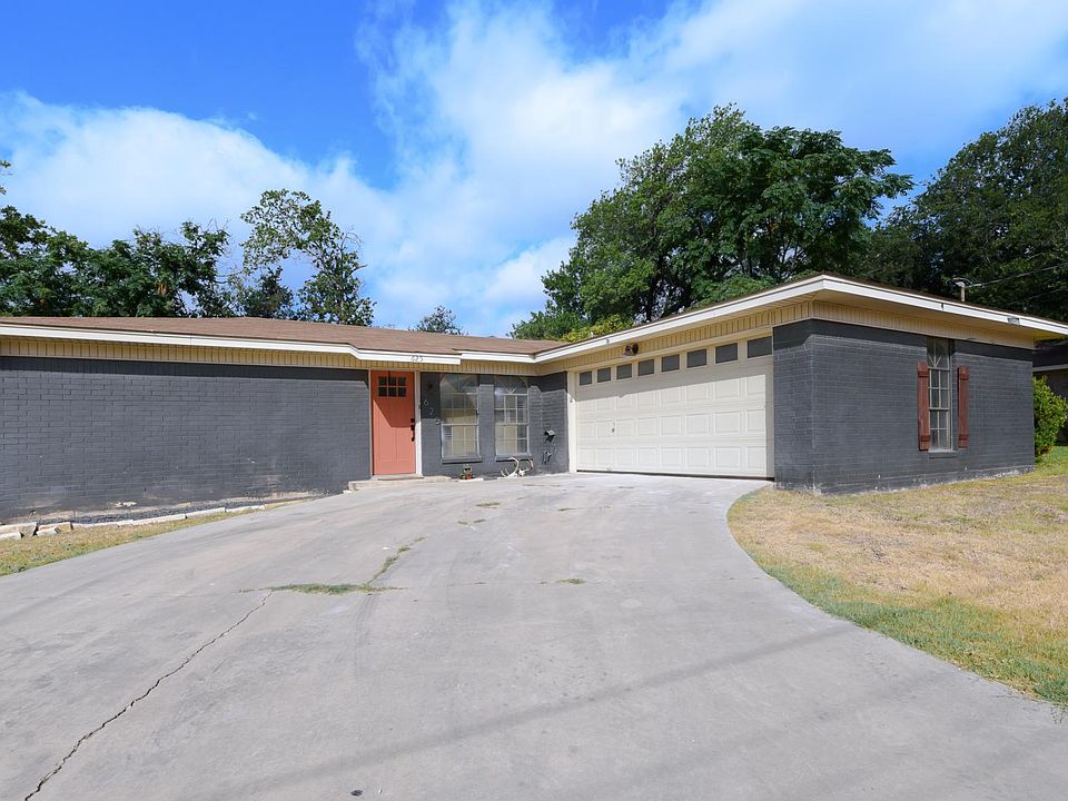 1st image of 625 Creek Dr