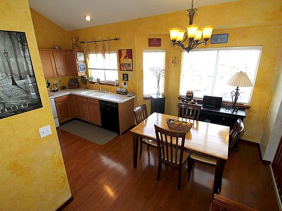 DINING NOOK