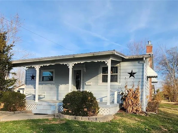 502 S East St, Pinckneyville, IL 62274