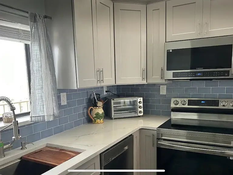 1027 W Beach Blvd #313 — Photo 8