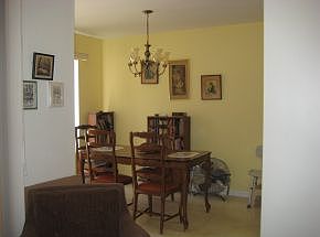 5th image of 2 Elmwood Park Dr APT 212