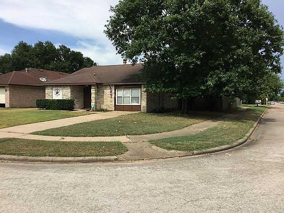3rd image of 4302 Daisy Meadow Dr