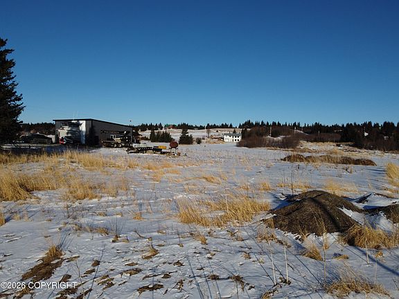 3rd image of 32521 Linda Ln