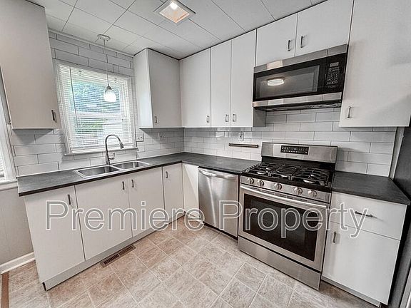 4th image of 7740 Oak St