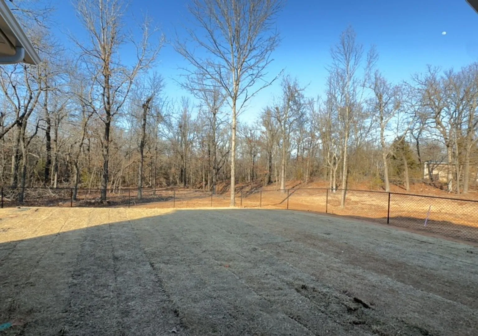 Country Living 3 bedroom, 2 bathroom on 1.70 Wooded Acreage Lot in Ridge Creek Addition! — Photo 4
