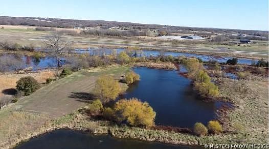 4th image of 16509 N Bryant Rd