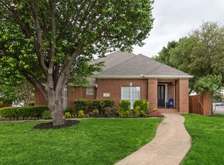 501 Lilly Ct, Irving, TX 75063