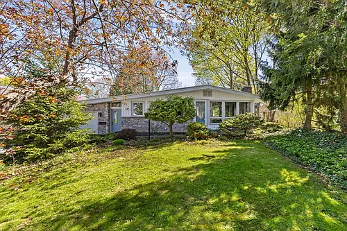 130 Brooklawn Dr Photo 1