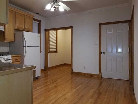 2nd image of 2905 W Belmont Ave APT 1F