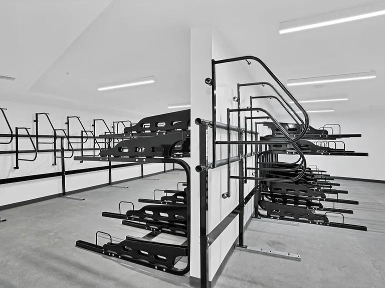 Aya Apartments — Photo 31