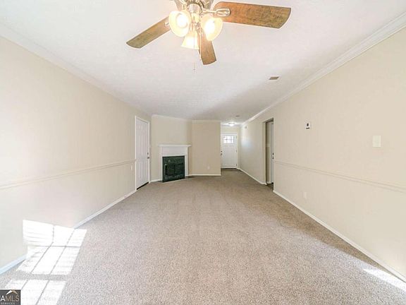 3rd image of 1129 Winston Dr