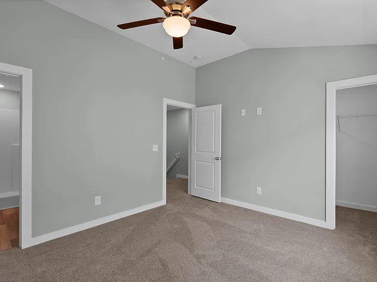320 Starfish Ln — Photo 12