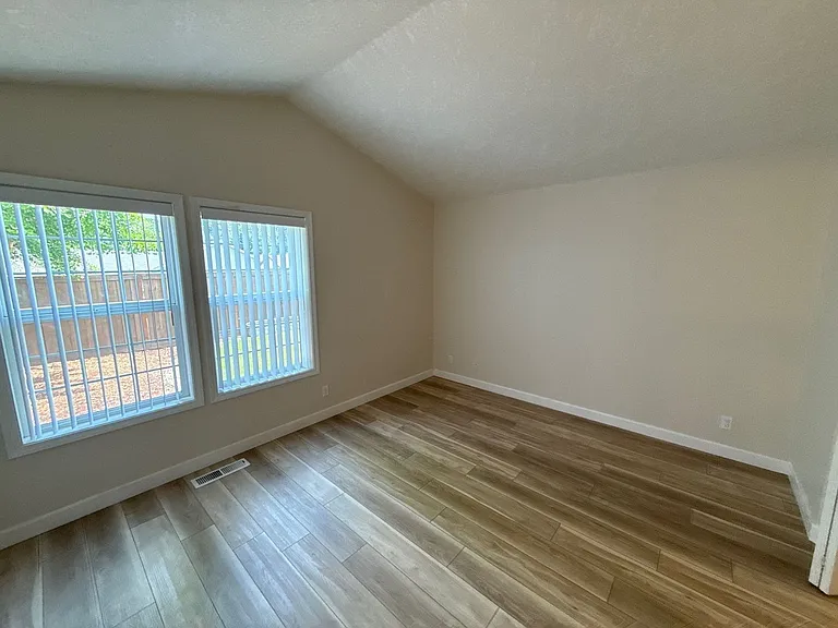 5512 Murray St SE — Photo 15