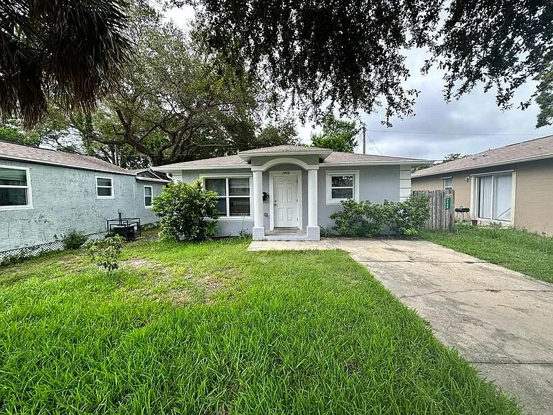 3 bed, 2.0 bath, 1200 sqft, $2,150 — Photo 4