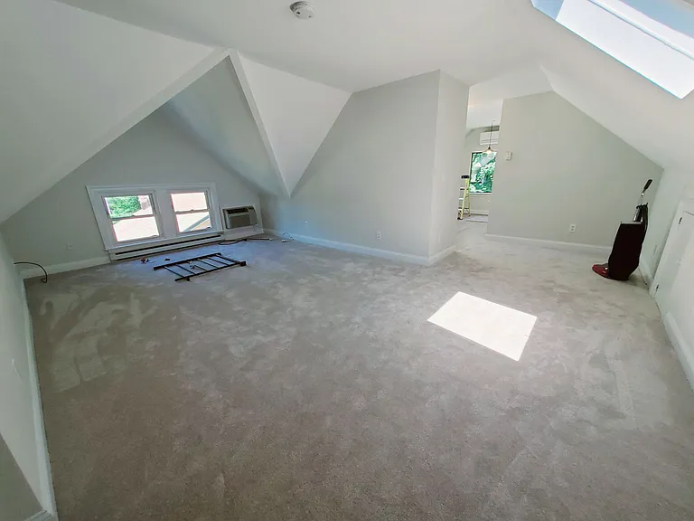 22 Clovelly Rd #3 — Photo 4