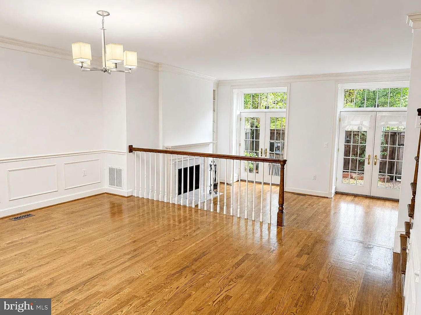 3 bed, 4.5 bath, 2020 sqft, $6,500 — Photo 4