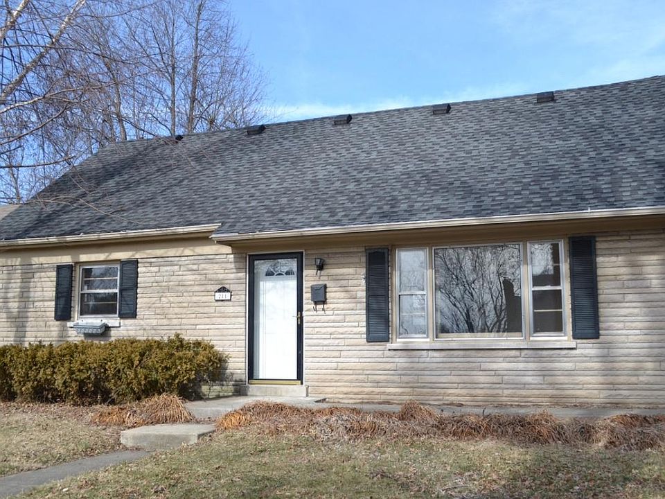 1st image of 211 Norway St