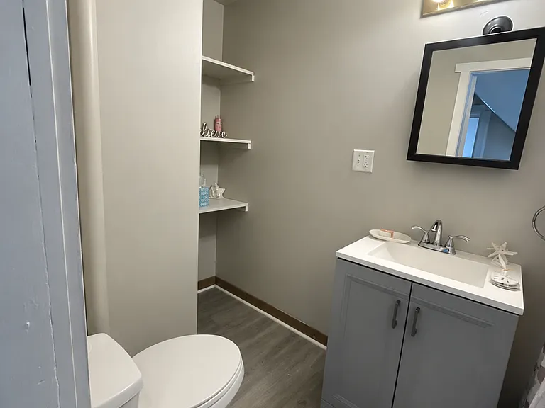 68 Waverly St #3 — Photo 8